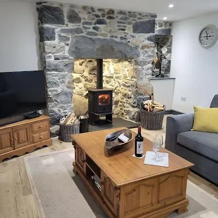 Amazing Coastal & Sunset Views In Eryri Villa Llanllyfni Exterior photo