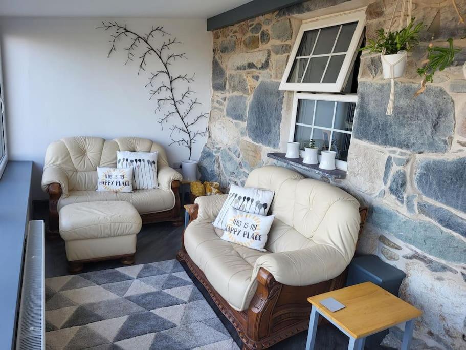 Amazing Coastal & Sunset Views In Eryri Llanllyfni