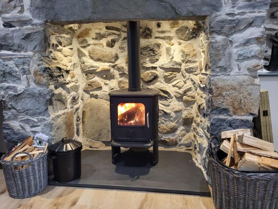 Amazing Coastal & Sunset Views In Eryri Holiday home