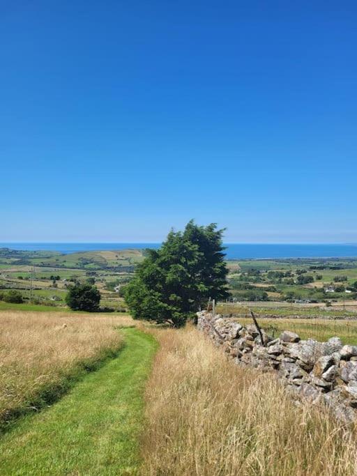 Holiday home Amazing Coastal & Sunset Views In Eryri Llanllyfni
