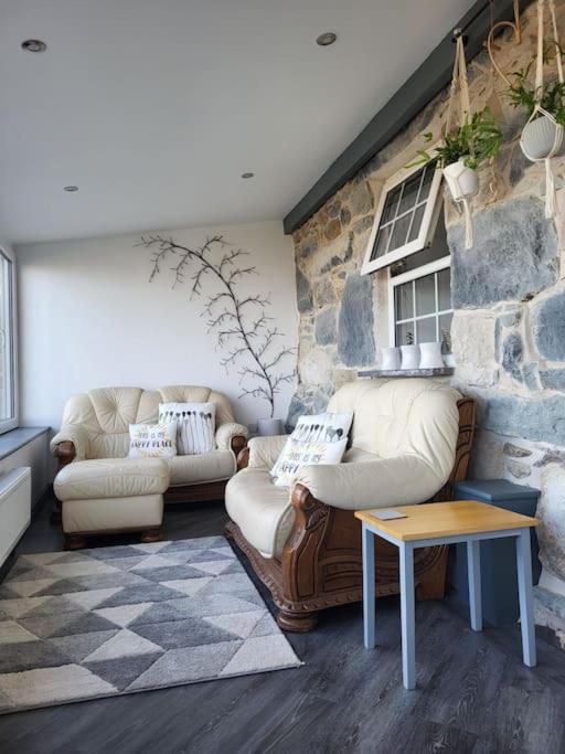 Amazing Coastal & Sunset Views In Eryri Holiday home Llanllyfni